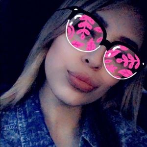 Meet your Posher, Mayra